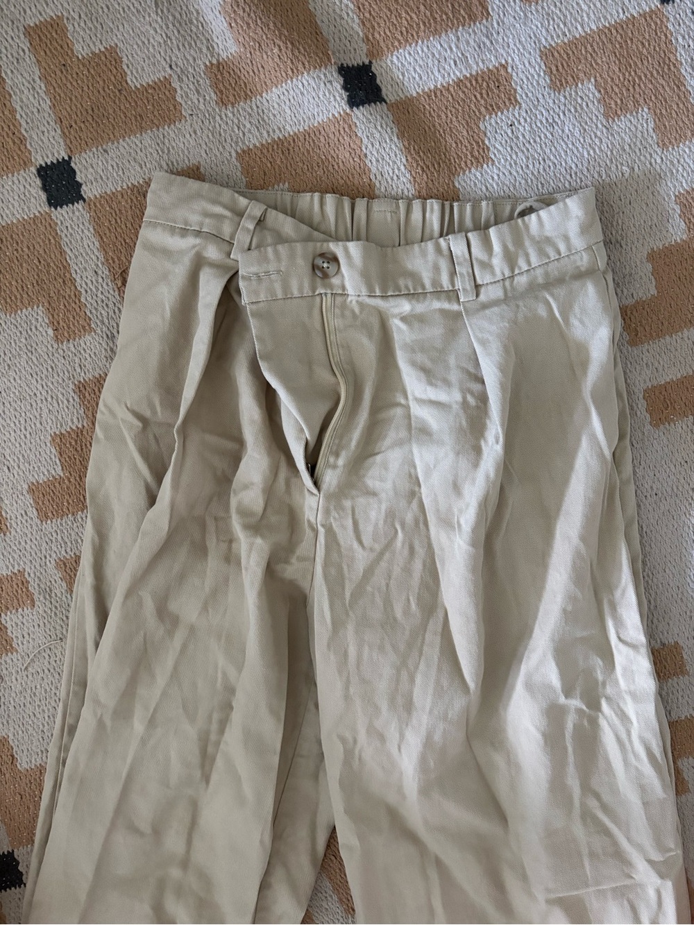 Faithfull the Brand khaki trousers - Picture 5 of 5